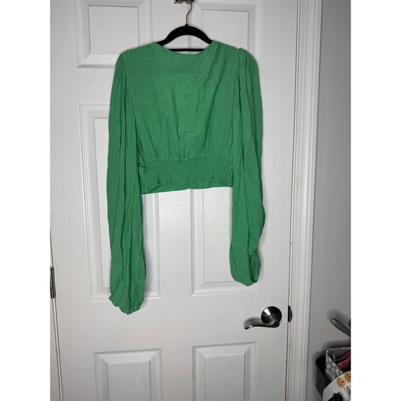 HELLO MOLLY NWT Agyness Kelly Green Crop Top Size‎ L - Picture 8 of 8